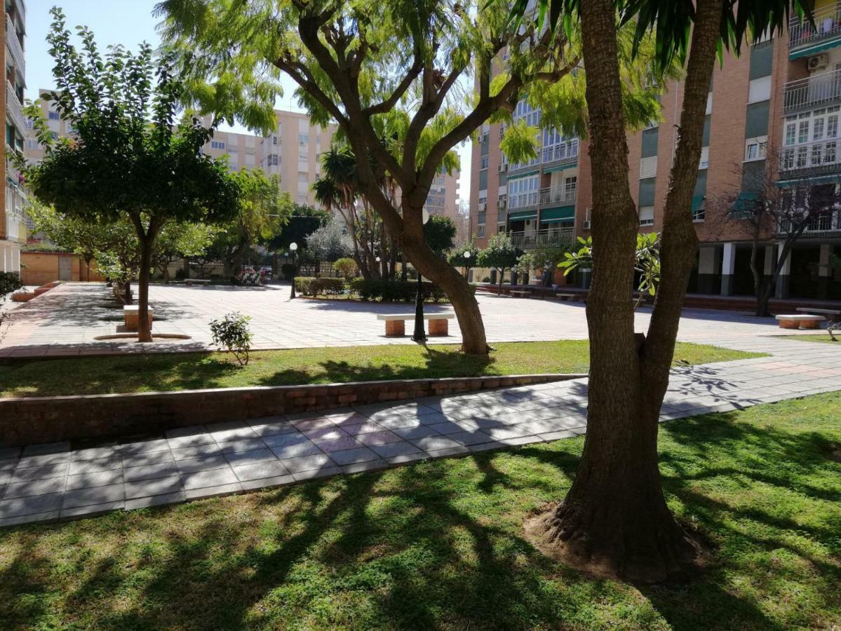Apartamento Aurora Málaga Extérieur photo