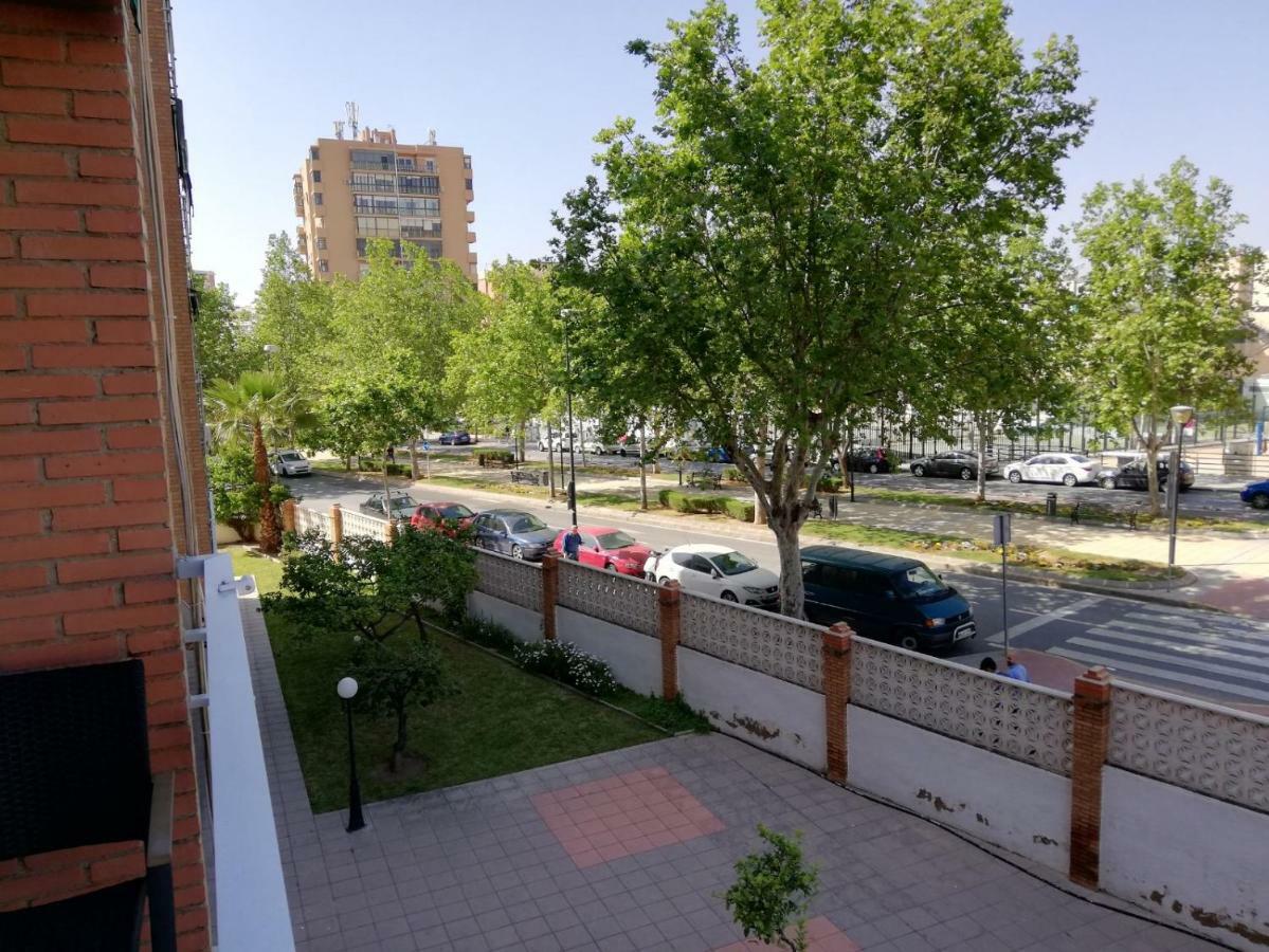 Apartamento Aurora Málaga Extérieur photo