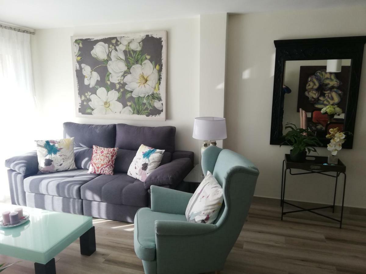 Apartamento Aurora Málaga Extérieur photo