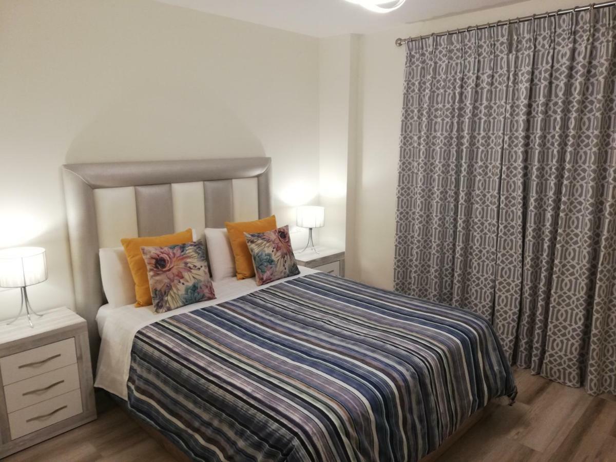 Apartamento Aurora Málaga Extérieur photo