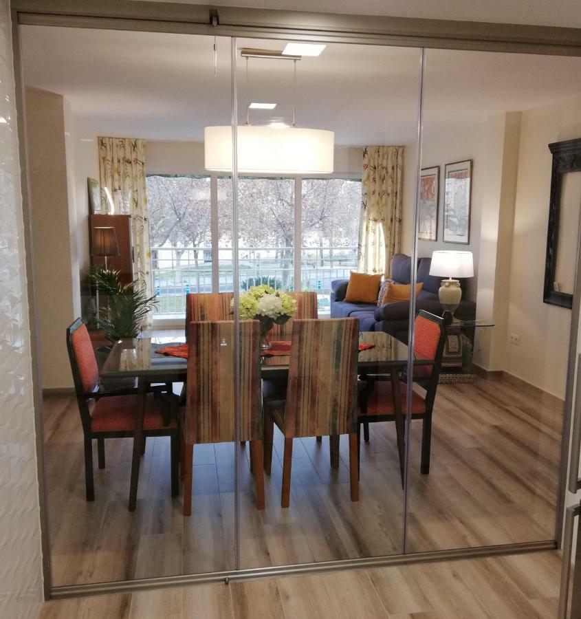 Apartamento Aurora Málaga Extérieur photo